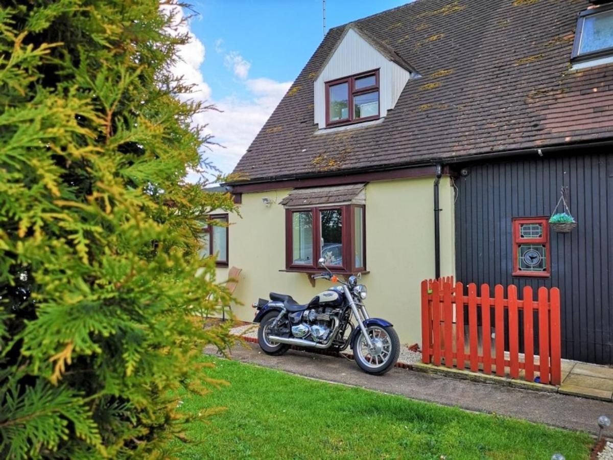 Chalet Cottages Streatley  Extérieur photo